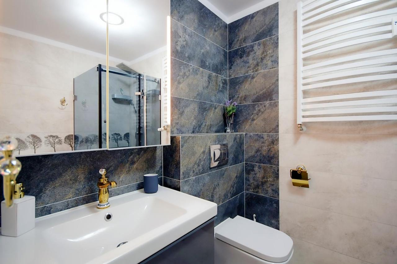 Apartament - Miodowy Dom - Exspanse Kołobrzeg Exterior foto